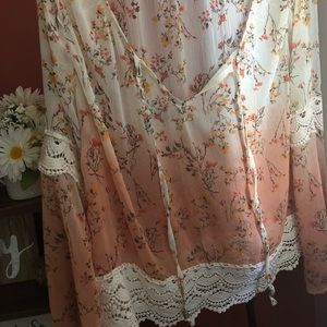 Taylor & sage blouse